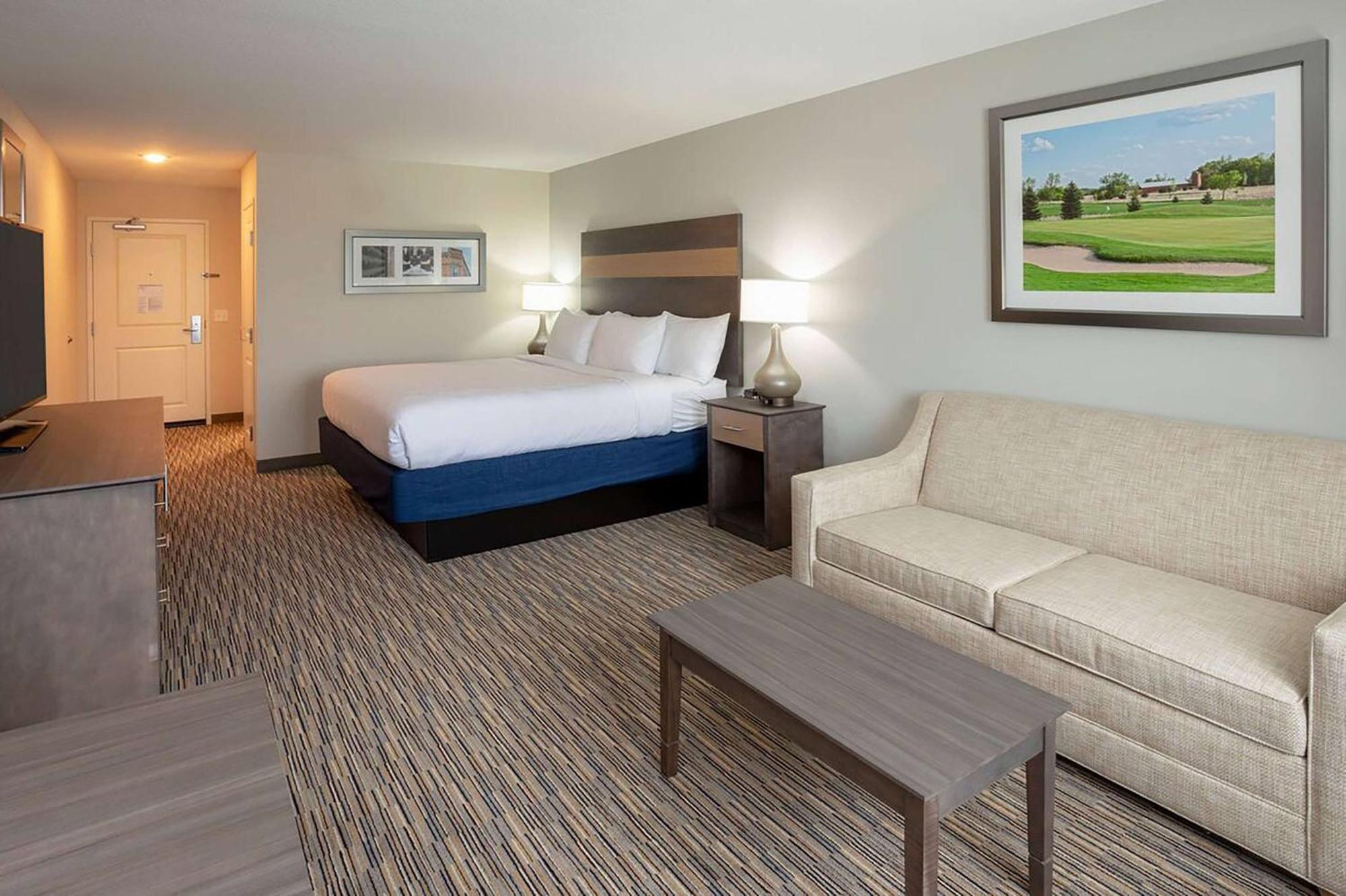Little Crow Resort & Conference, Trademark By Wyndham Spicer Exterior photo