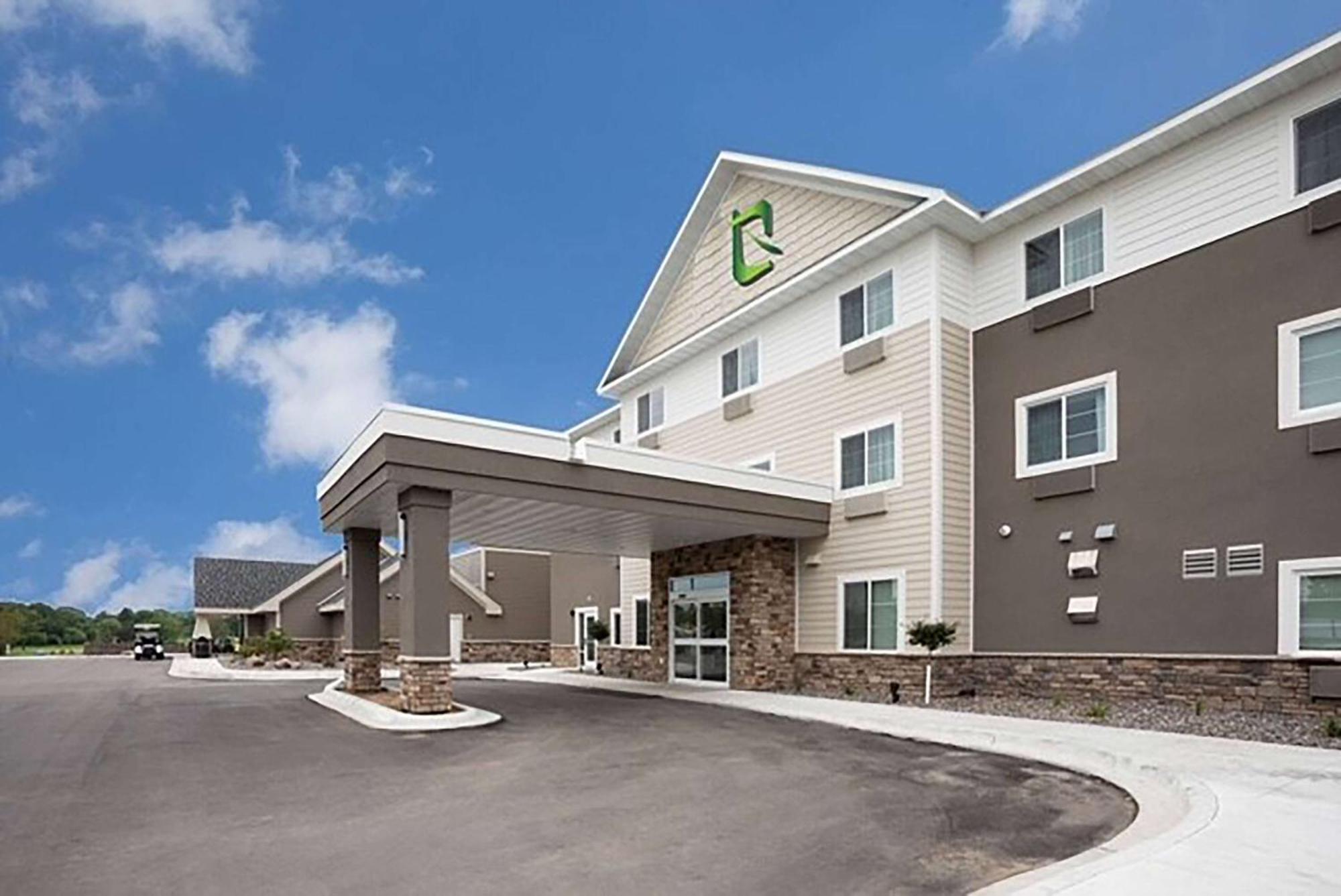 Little Crow Resort & Conference, Trademark By Wyndham Spicer Exterior photo